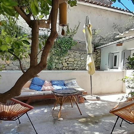 Casa D'Olivier Chambre D'Hotes อาร์ลส์ ภายนอก รูปภาพ